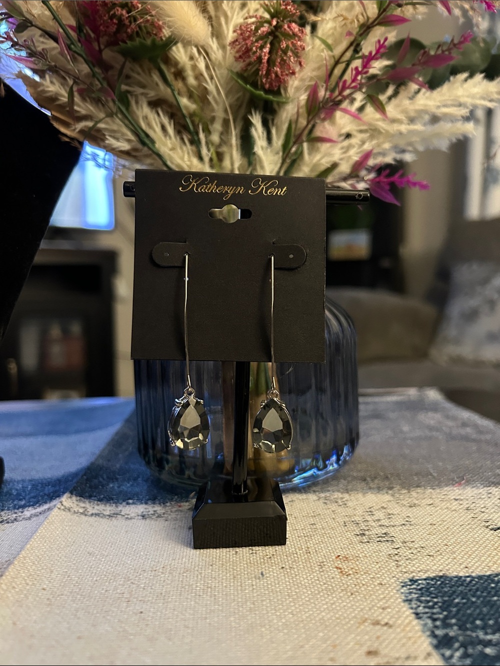 KATHERYN KENT Silver Teardrop Crystal Dangle Earrings